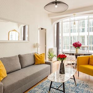 Appartement à 3 Chambres à Coucher