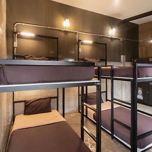 Chambre Juste Pour Femmes Dortoir