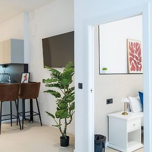 Appartement à 2 Chambres à Coucher