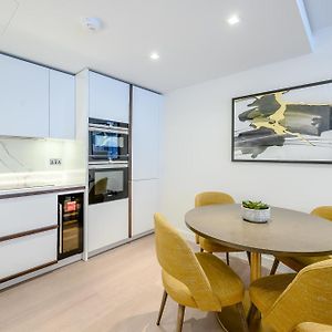 Appartement de Luxe à 2 Chambres à Coucher