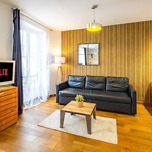 Bright Apartment At Les Invalides - 4 Guests