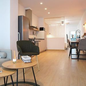Appartement à 2 Chambres à Coucher