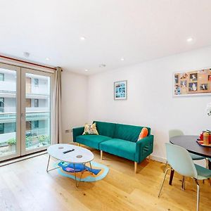 Appartement à 2 Chambres à Coucher