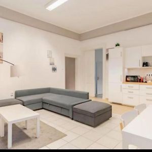 Appartement de Luxe à 4 Chambres à Coucher