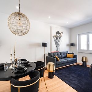 Appartement à 2 Chambres à Coucher