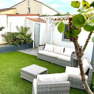 Villa à 3 Chambres à Coucher