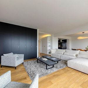 Appartement à 3 Chambres à Coucher
