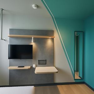 Chambre Accessible aux Personnes à Mobilité Réduite Double