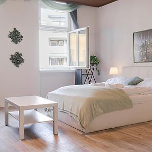 Appartement à 2 Chambres à Coucher