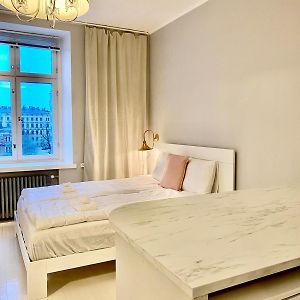 Appartement à 2 Chambres à Coucher