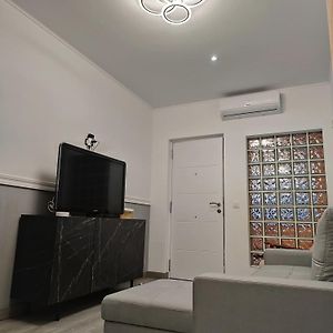 Appartement à 3 Chambres à Coucher