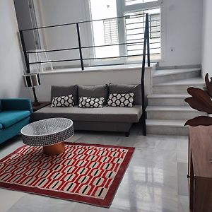 Appartement à 2 Chambres à Coucher