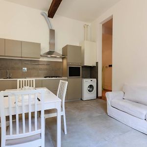 Appartement à 3 Chambres à Coucher