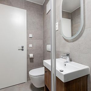 Appartement à 2 Chambres à Coucher