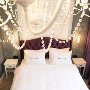 Don Papa Apartments In City Center