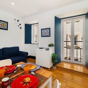 Whome Central Minimalist 1-Bed Great To Explore Lisbon