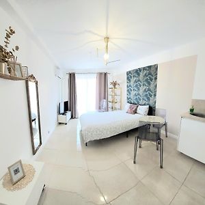 Cannes Carnot 1
