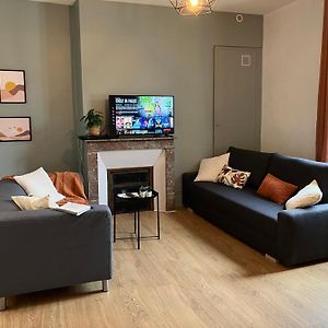 T2 Le Moderne • Netflix • Parking • Gare