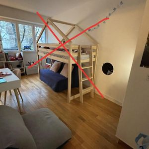 Apartment With Garden Near Montmartre