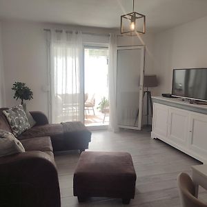 Superbe Appartement Avec Piscine L'Ete De Juin A Septembre