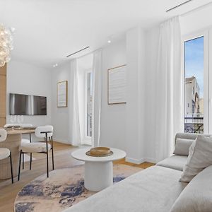 Appartement de Luxe à 2 Chambres à Coucher