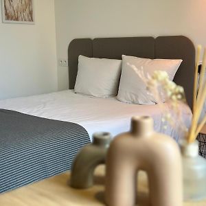 Studio Moderne/Rue Encombe Vineuse- Dabnb