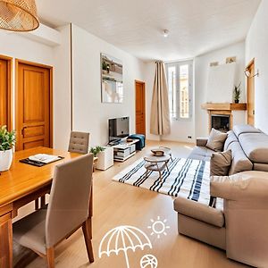Appartement à 2 Chambres à Coucher