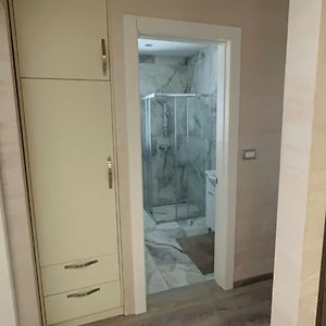 Appartement de Luxe à 2 Chambres à Coucher
