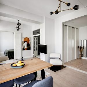 Appartement à 2 Chambres à Coucher