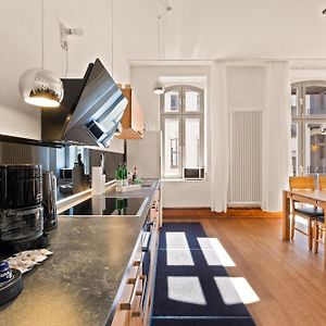 Appartement à 2 Chambres à Coucher