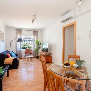 Appartement à 4 Chambres à Coucher