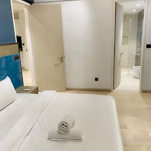Suite Familiale de Luxe à 2 Chambres à Coucher Lit King-Size