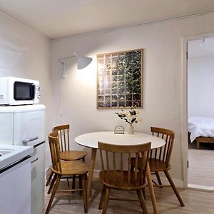 Appartement à 2 Chambres à Coucher