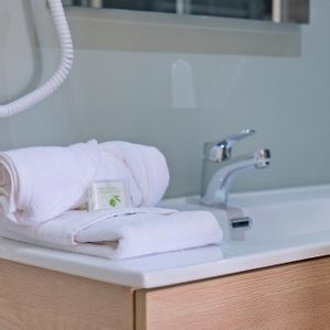 Appartement Suite à 3 Chambres à Coucher