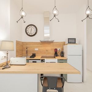 Appartement à 2 Chambres à Coucher