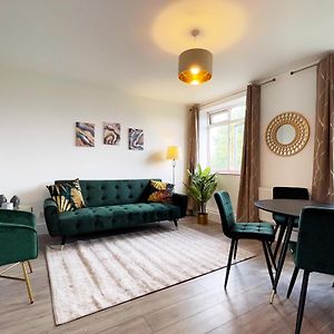 Appartement à 3 Chambres à Coucher