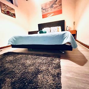 Appartement à 3 Chambres à Coucher