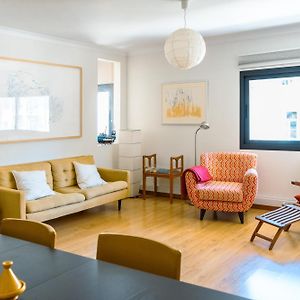 Appartement à 2 Chambres à Coucher
