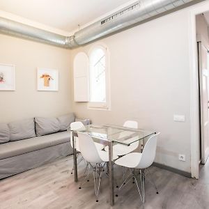 Appartement à 3 Chambres à Coucher