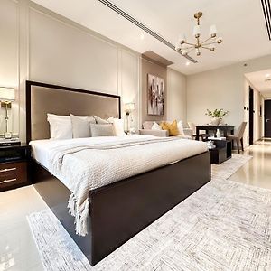 Trophy - Downtown Scape Views Suite