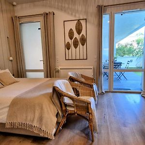 Arcareve - Grand Studio De Standing Avec Terrasse, Jardin Et Acces Direct A La Plage