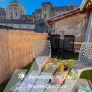 Ac - Private Exterior - Au Pied Du Palais Des Papes!