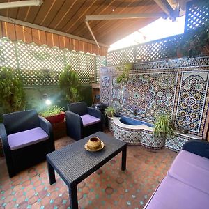 Appart Bien Equipe Avec Jardin Prive A California