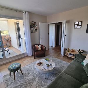 Spacieux T2, Emplacement Ideal Et Parking Prive