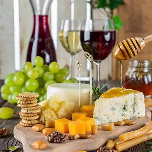 Sejour Et Degustation By Cecile & Jean-Baptiste