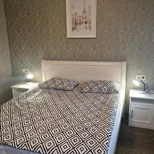 Chambre Standarde Lit Queen-Size