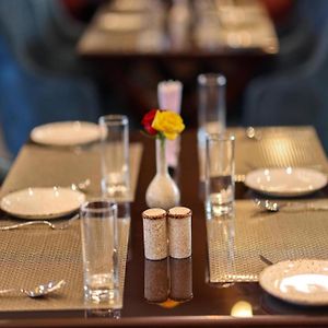 Hotel Guru Preet- Walking Distance To New Delhi Station # Customer'S Favourite Hotel # Family Hotel # Brand New Hotel