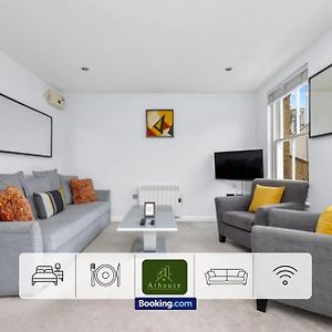 Appartement à 2 Chambres à Coucher