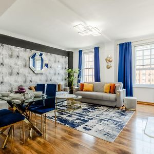 Appartement à 2 Chambres à Coucher