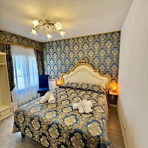 Chambre Lit Queen-Size